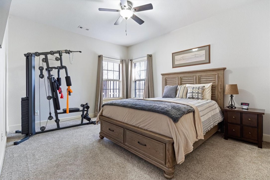 Shadow Valley Ph Vi Rogers - Residential