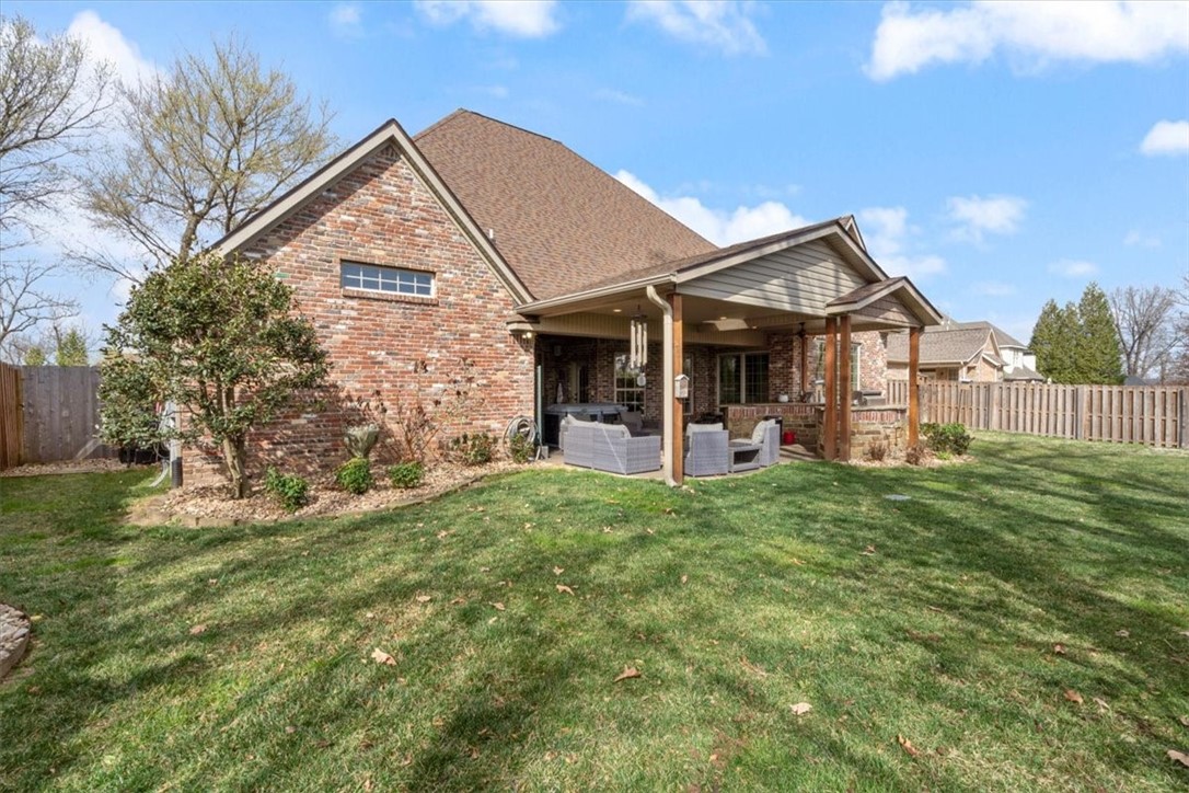 Shadow Valley Ph Vi Rogers - Residential