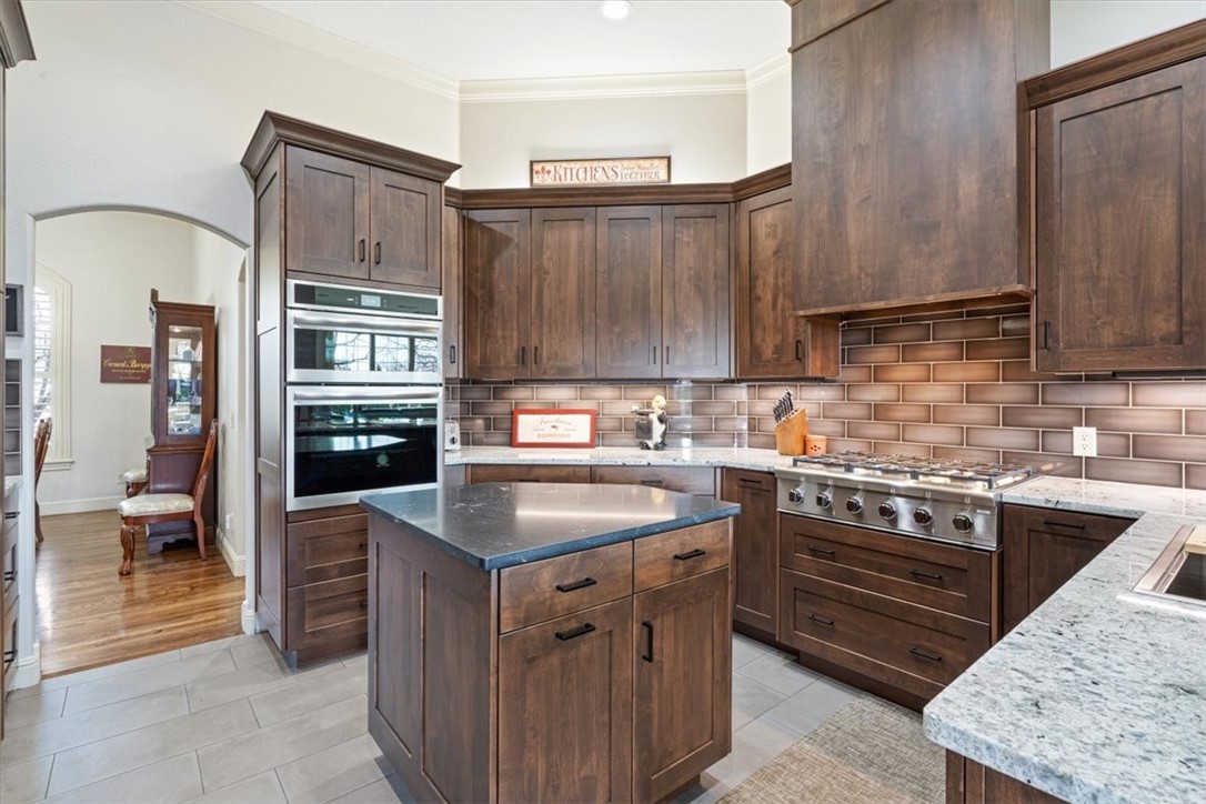 Shadow Valley Ph Vi Rogers - Residential