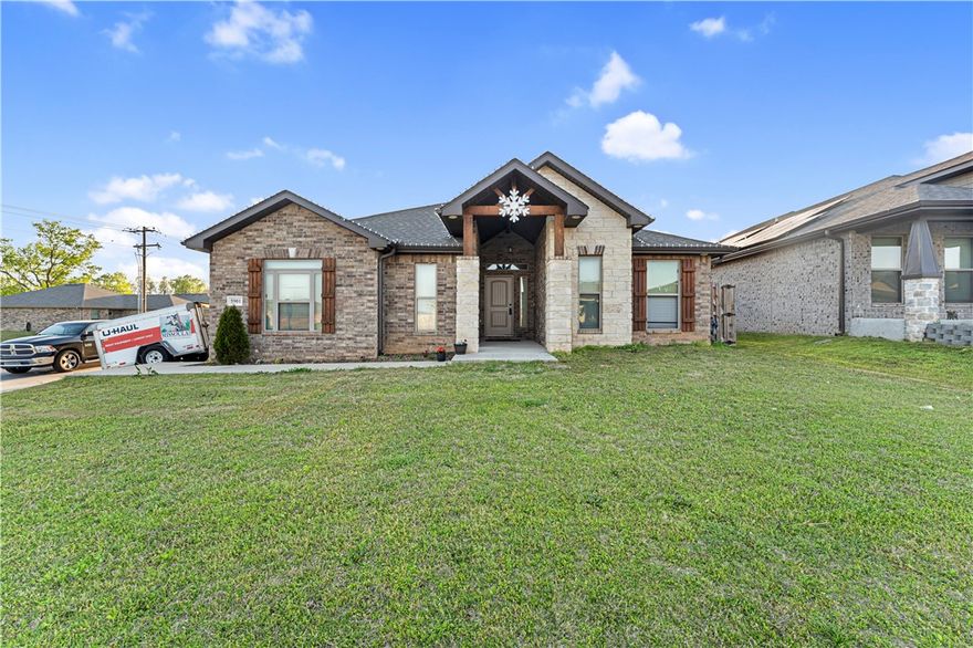 Nestled in a quiet and desirable neighborhood of Bentonville, Arkansas, 5901 NW Silas Street is a modern, one-story home offering both style and comfort. Built in 2021, this beautiful 4-bedroom, 2-bathroom home offers 2053 square feet of living space.  Featuring granite countertops and stainless-steel appliances in the kitchen. Fireplace in the living room. The spacious living areas are designed for easy living and entertaining.  Located close to the airport and Bentonville's vibrant downtown, local parks, and top-rated schools, this home is perfect for those seeking a modern, low-maintenance lifestyle in a thriving community. Don't miss the opportunity to make this your new home. The fridge, washer & dryer, and solar panels do not convey.