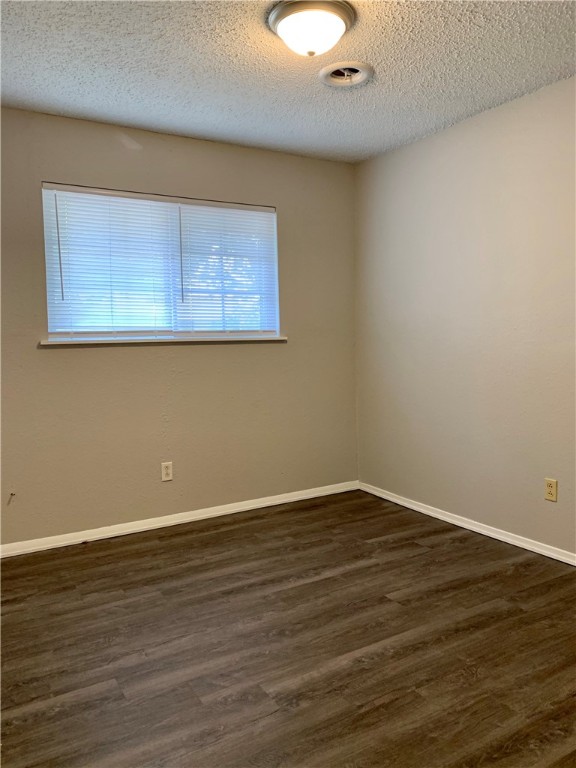 Larimore And Garned - Residential Lease