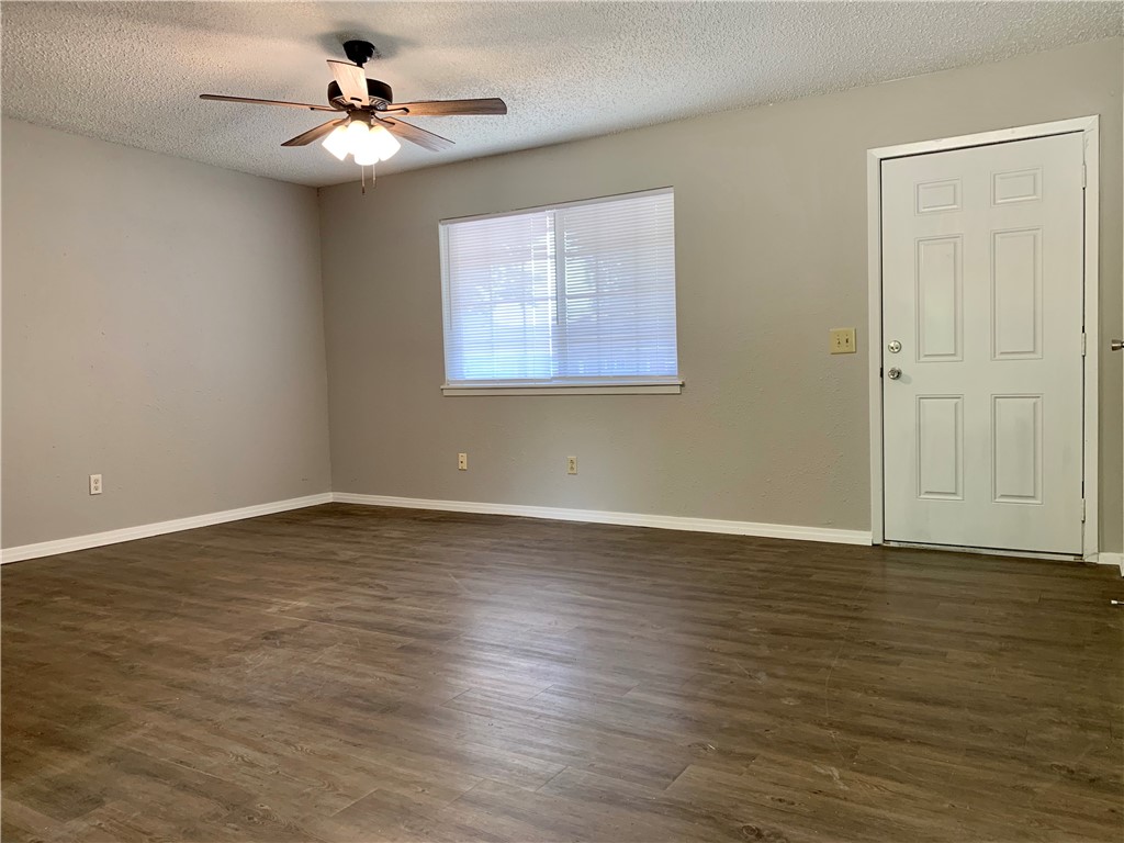 Larimore And Garned - Residential Lease