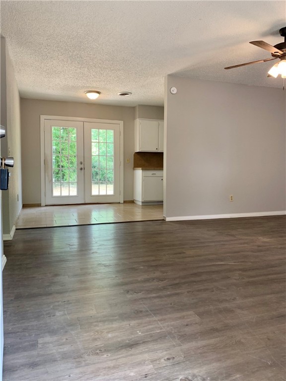 Larimore And Garned - Residential Lease