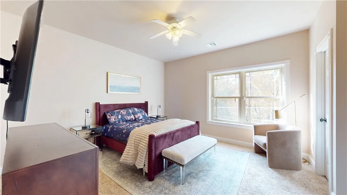 Rogers, Arkansas 72758, United States, 4 Bedrooms Bedrooms, ,4 BathroomsBathrooms,Residential,Active,241197