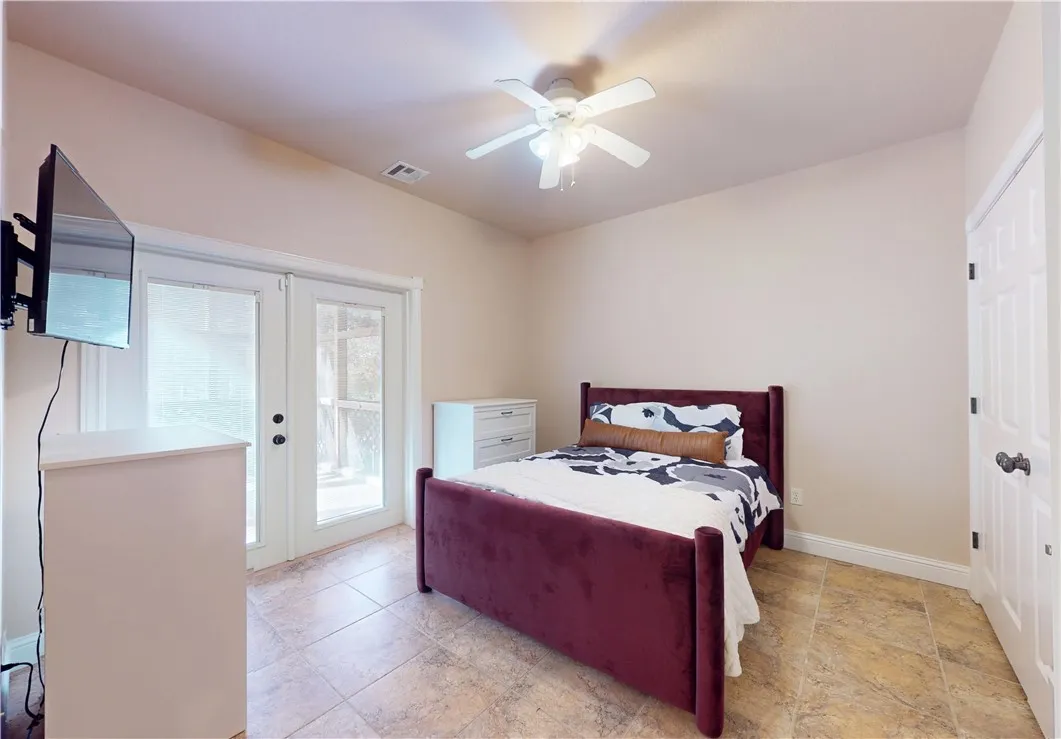 Rogers, Arkansas 72758, United States, 4 Bedrooms Bedrooms, ,4 BathroomsBathrooms,Residential,Active,241197