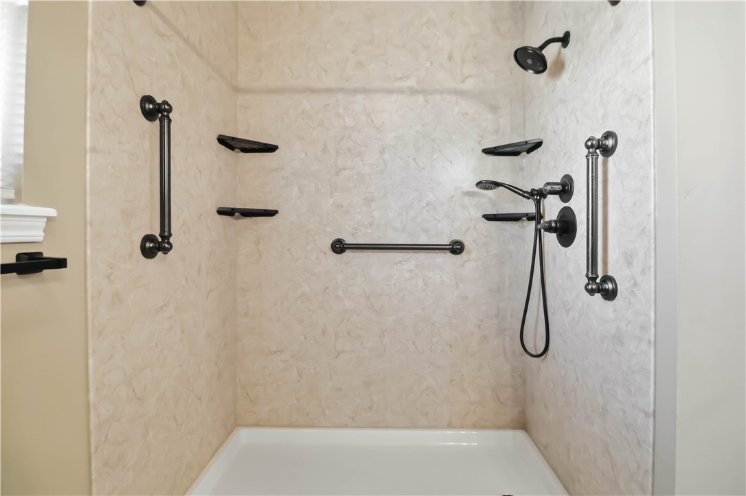 White Oak Estate - Residential