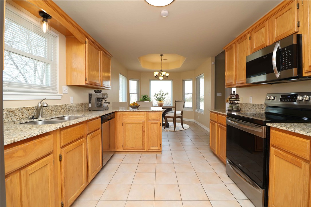 White Oak Estate - Residential