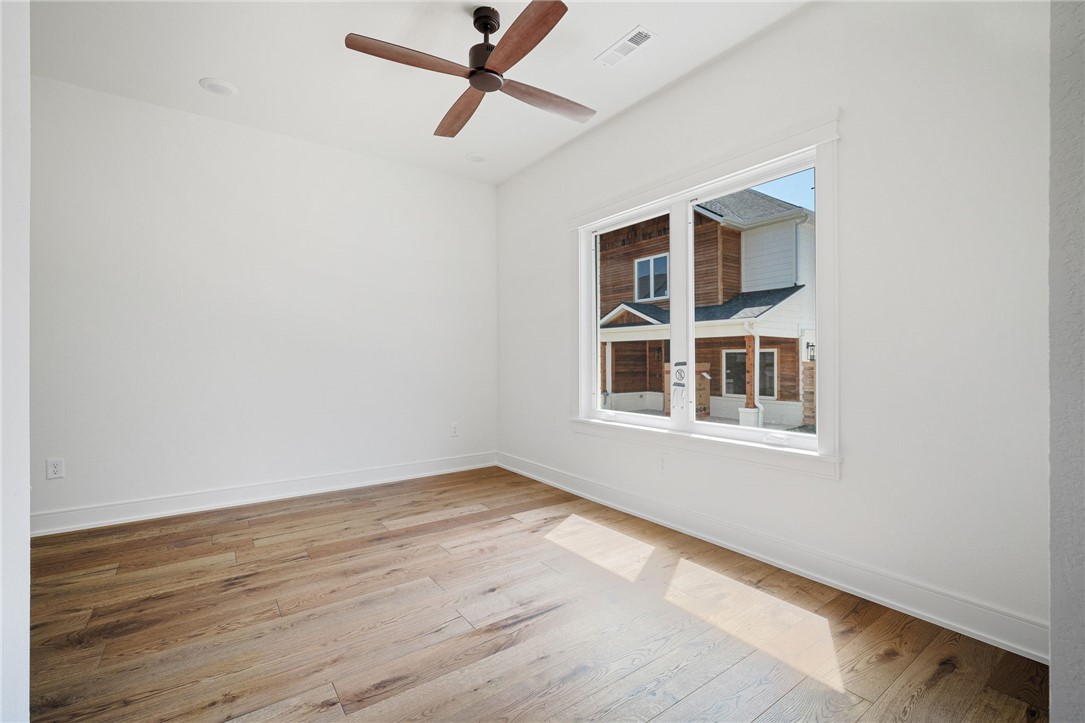 Oz Village - Residential