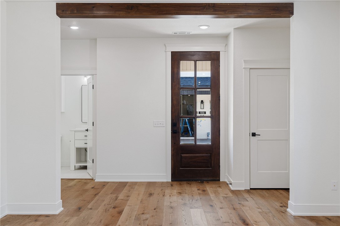 Oz Village - Residential