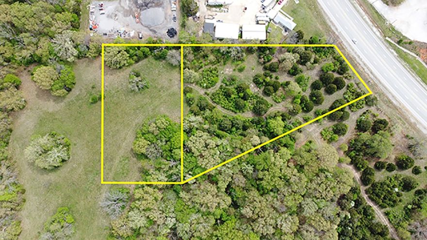 LEVEL 5.21 Acres with Hwy 62 frontage near Hwy 72 junction, only 15 minutes to downtown Rogers and Hudson Rd/Hwy 102. Front parcel is 2.85 acres adjoining the interior back 2.36 acres which is mostly cleared and surrounded by mature trees. This beautiful property has many possible uses with no covenants, from residential to commercial or live/work combination. Survey attached showing both parcels and ingress/egress easement. Buyer responsible for due diligence in verifying utility and county information.