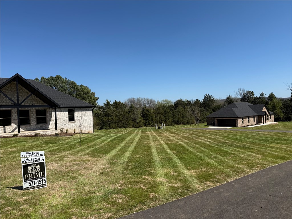 Elkins Outlots - Residential