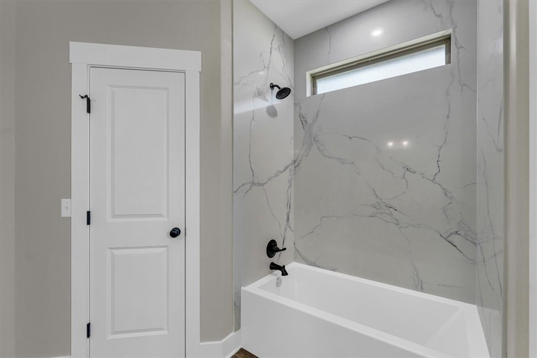 Elkins Outlots - Residential