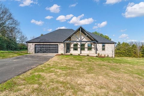 Photo of 212 Oneal Lane, Elkins, AR 72727 (MLS # 1330949)