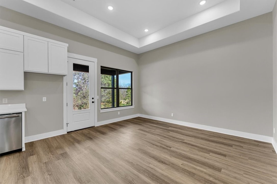 Elkins Outlots - Residential