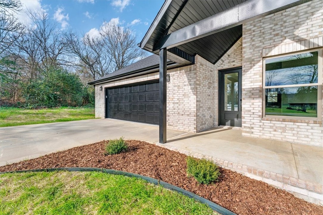 Elkins Outlots - Residential