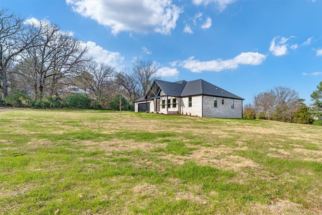 Elkins Outlots - Residential