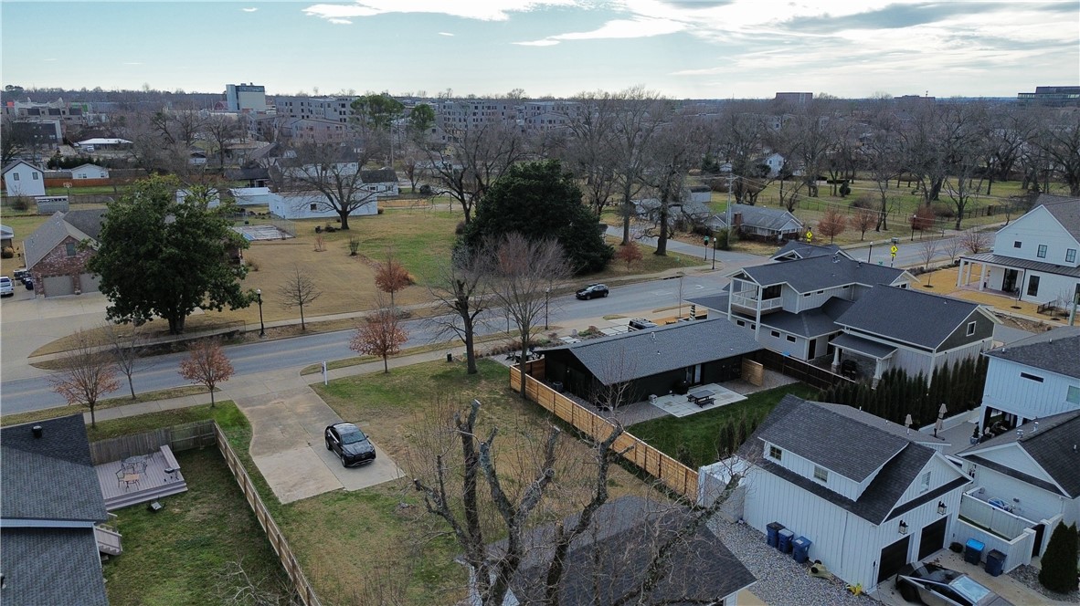 Lincoln & Rice Add Bentonville - Land