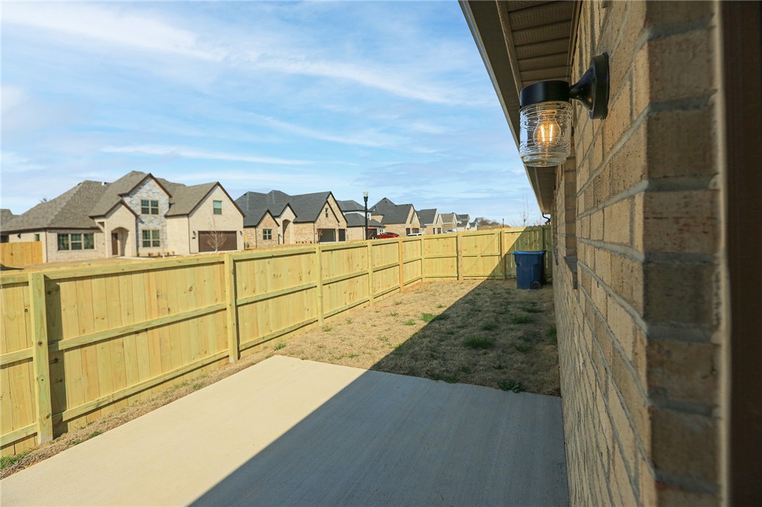 Brier Hill Sub Ph I Bentonville - Residential Lease