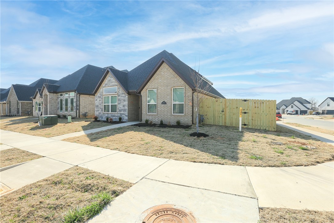 Brier Hill Sub Ph I Bentonville - Residential Lease
