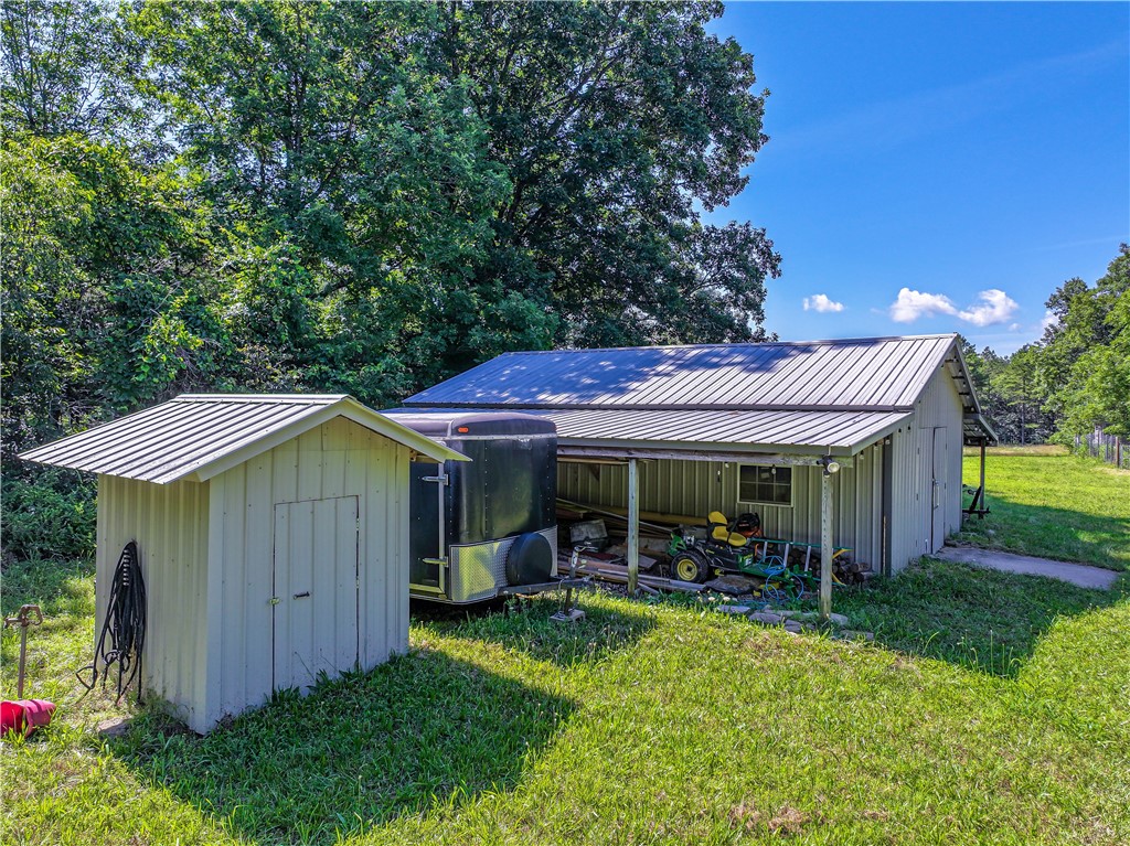 Southern Hills # Vi - Residential