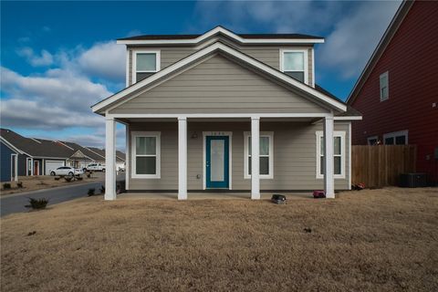 Photo of 1636 N Golf Club Drive, Fayetteville, AR 72704 (MLS # 1343062)