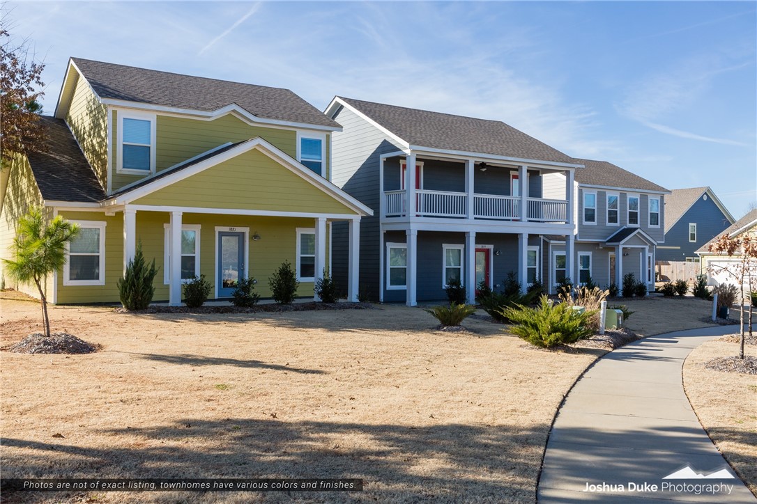 Links At Fayetteville Row Homes - Residential Lease