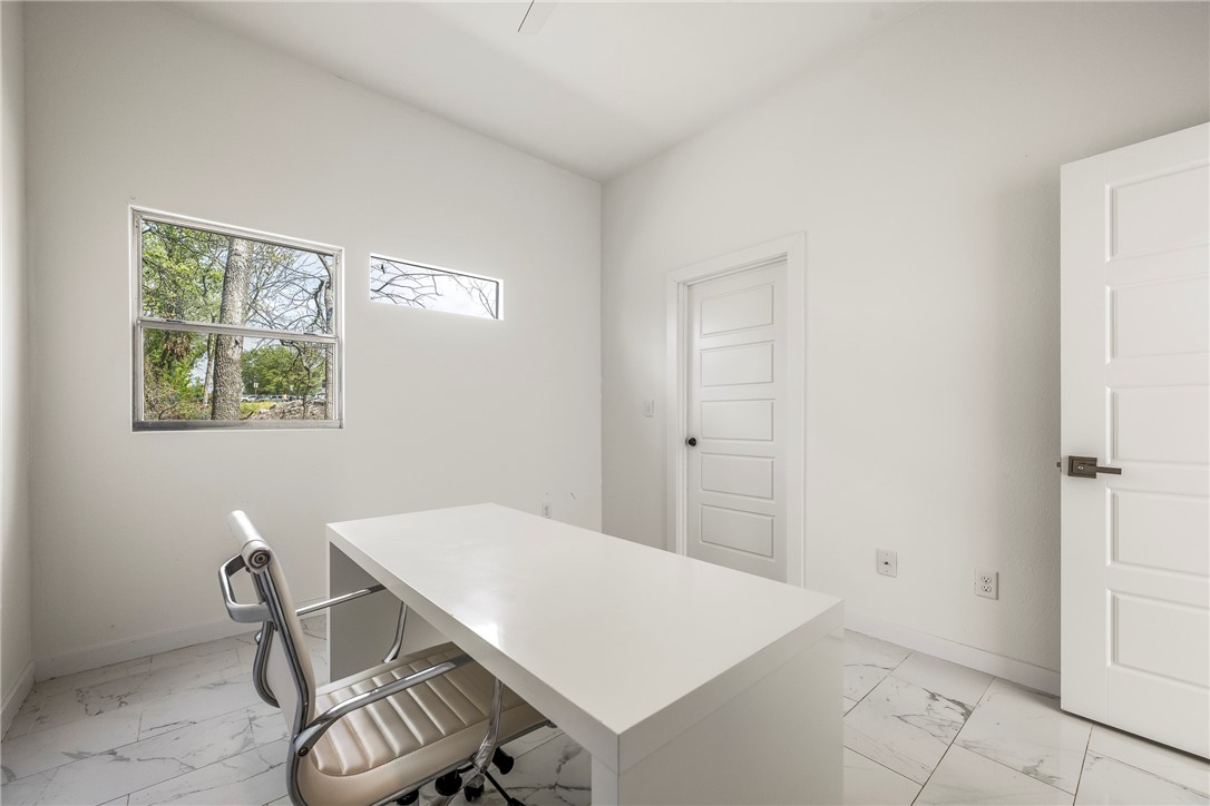 Briarwood Sub Bentonville - Residential Lease