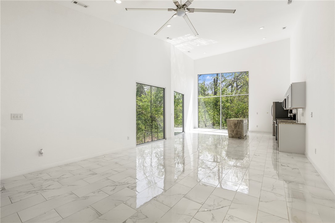 Briarwood Sub Bentonville - Residential Lease