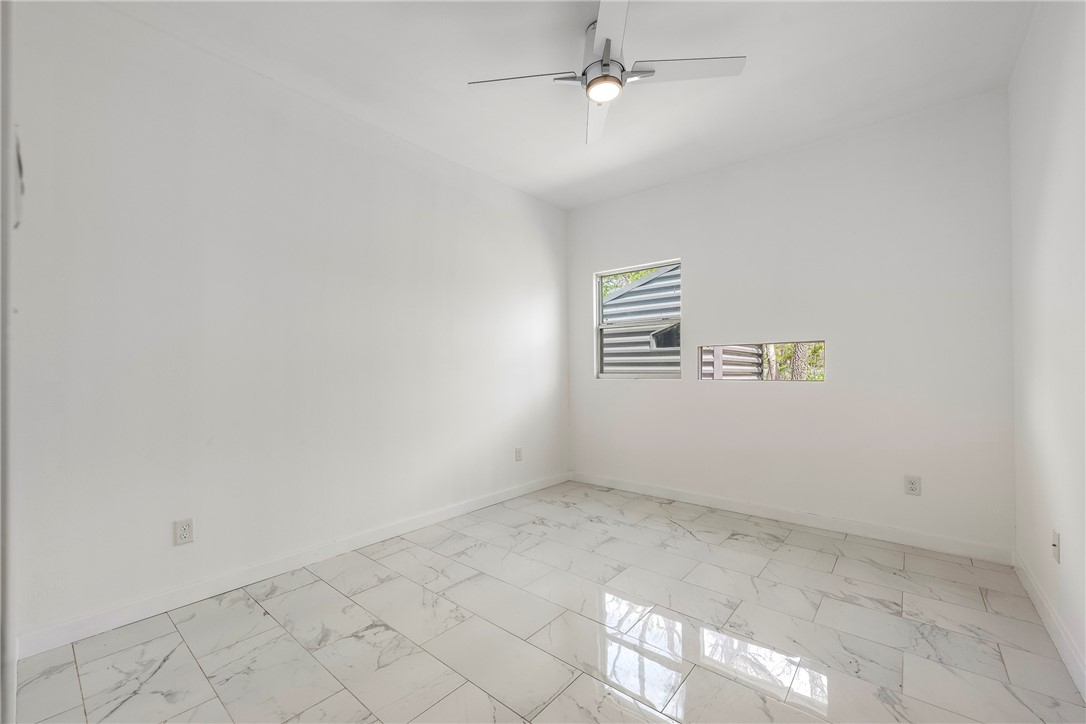 Briarwood Sub Bentonville - Residential Lease