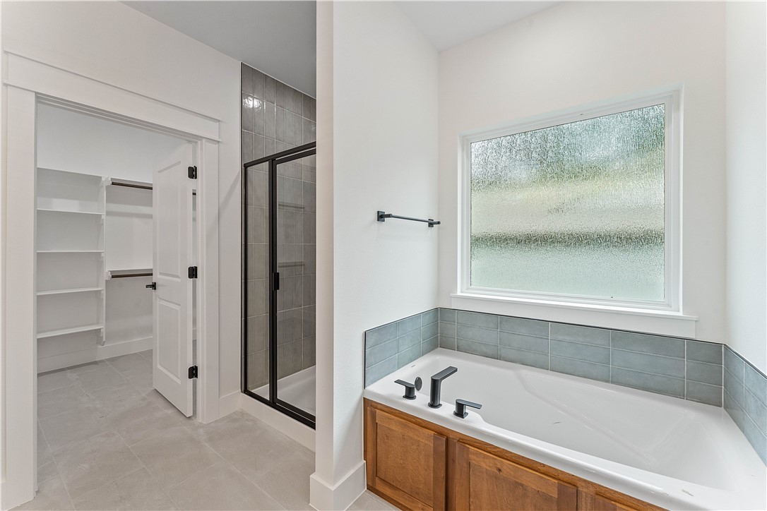 Cambridge Sub Bvv - Residential