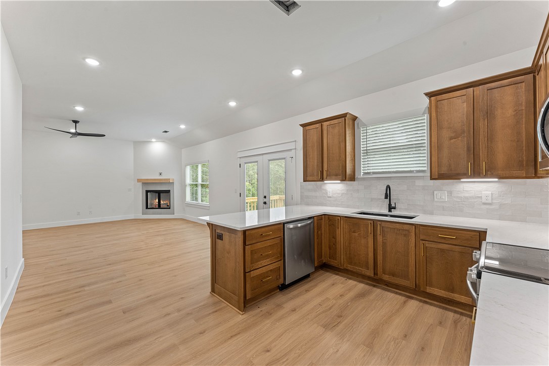 Cambridge Sub Bvv - Residential