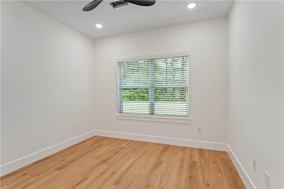 Cambridge Sub Bvv - Residential