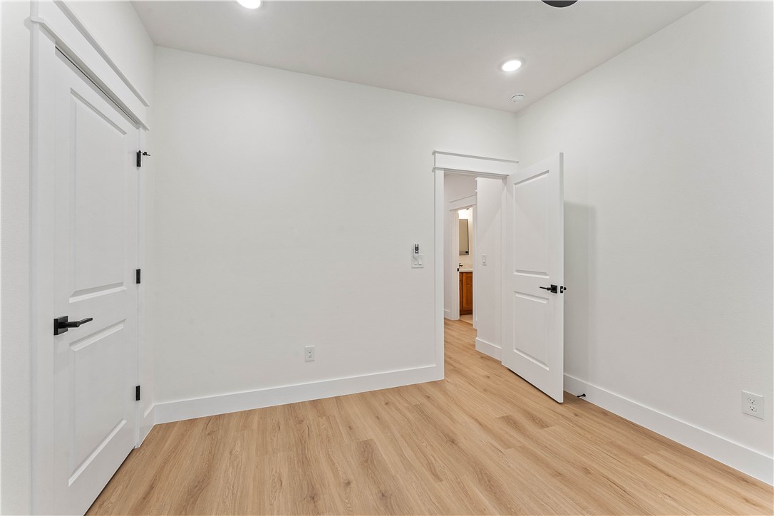 Cambridge Sub Bvv - Residential