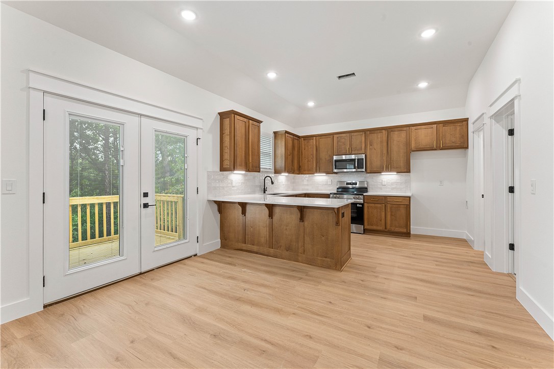 Cambridge Sub Bvv - Residential