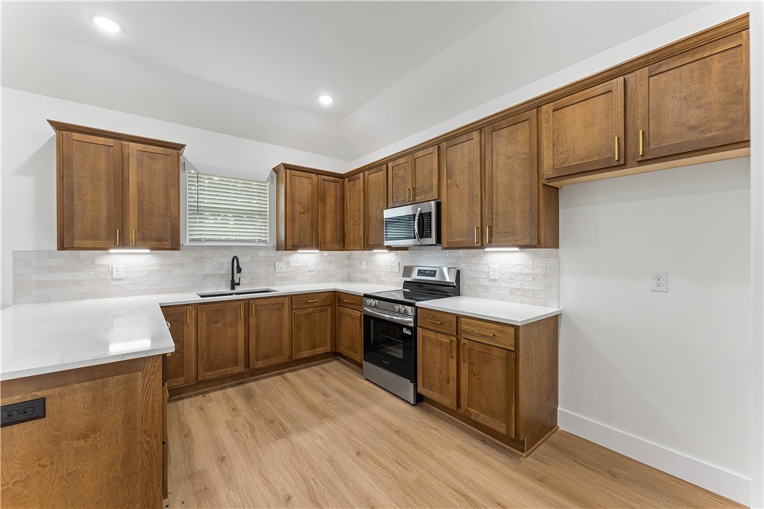 Cambridge Sub Bvv - Residential