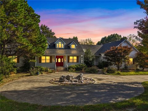 Photo of 615 County Road 102, Eureka Springs, AR 72632 (MLS # 1325893)