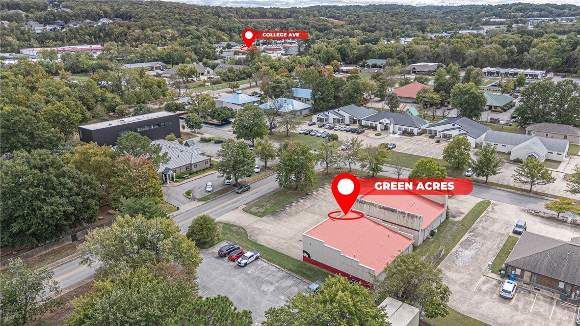 2385-2389 N Green Acres Road