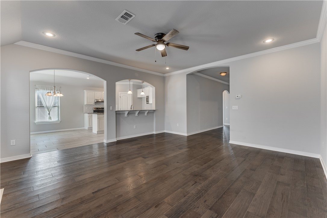 Chelsea Point Ii Rogers - Residential