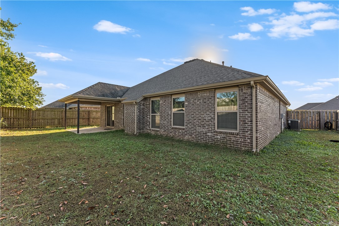 Chelsea Point Ii Rogers - Residential