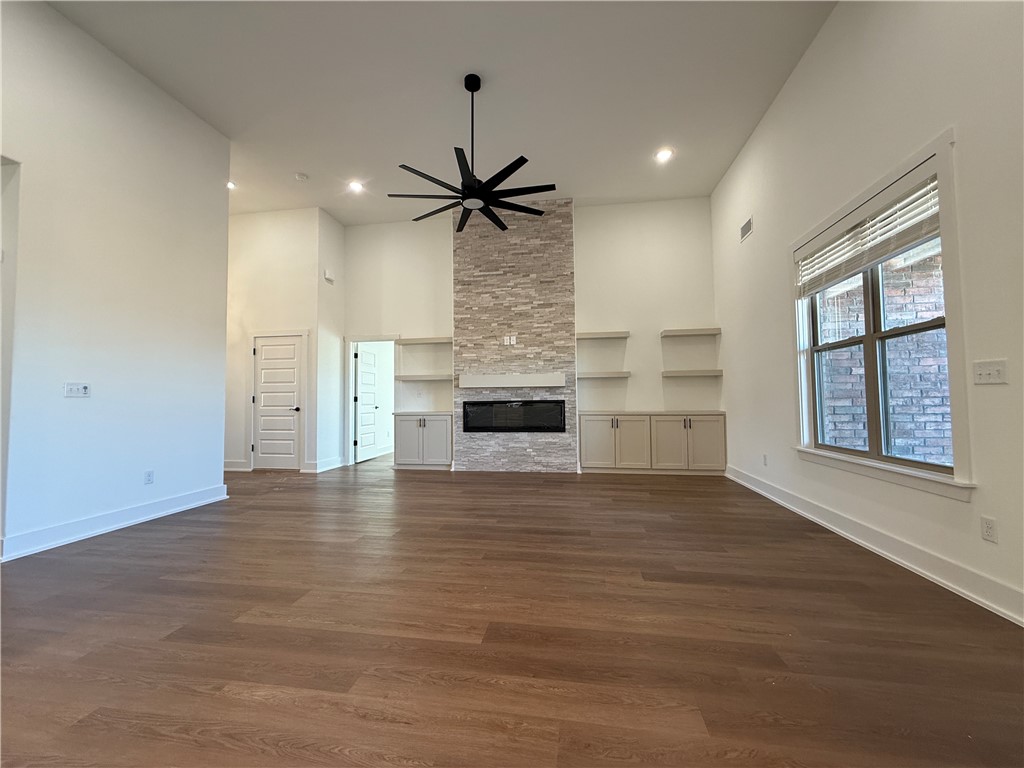 Walnut Grove - Residential