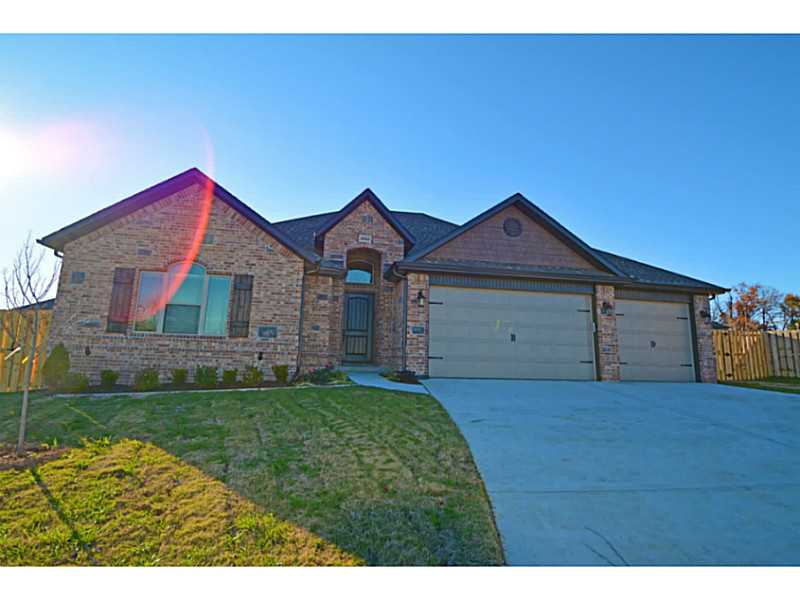 3 CAR NWA'S FIRST TORNADO SAFE NEIGHBORHOOD! EVERY HOME COMES WITH AN IN-GROUND SHELTER. NEIGHBORHOOD FEATURES INCLUDE 4 AC PARK, POOL AND CLUBHOUSE.HOMES INCLUDE OUTDOOR F/P, GRANITE, CEN VAC READY, RADIANT ROOF DEDKING, RADIANT HOUSE WRAP, LOW E WINDOWS,REAL WOOD FLOORS, OPEN PLAN, 3 CAR, WORKSHOP. CENTRAL VAC INDLUDED IF YOU CLOSE BY 12/31/13.