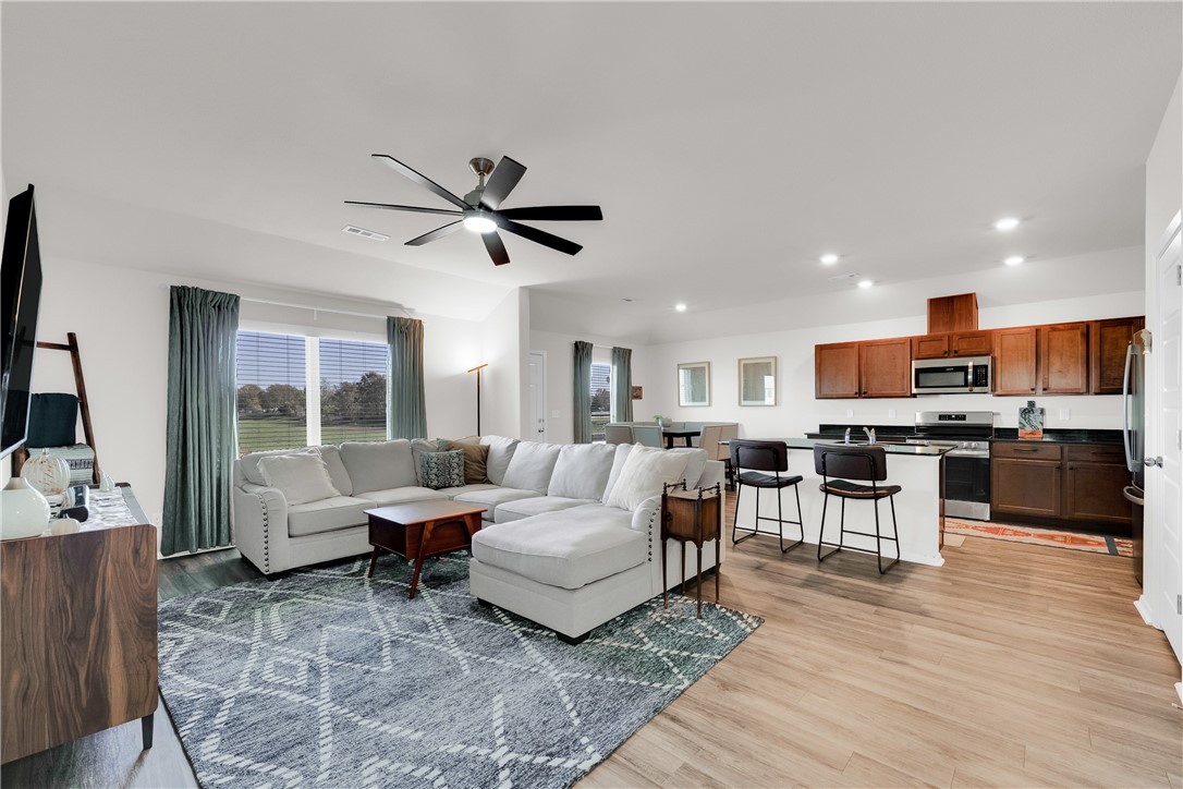 Walnut Hill-Ph III - Residential