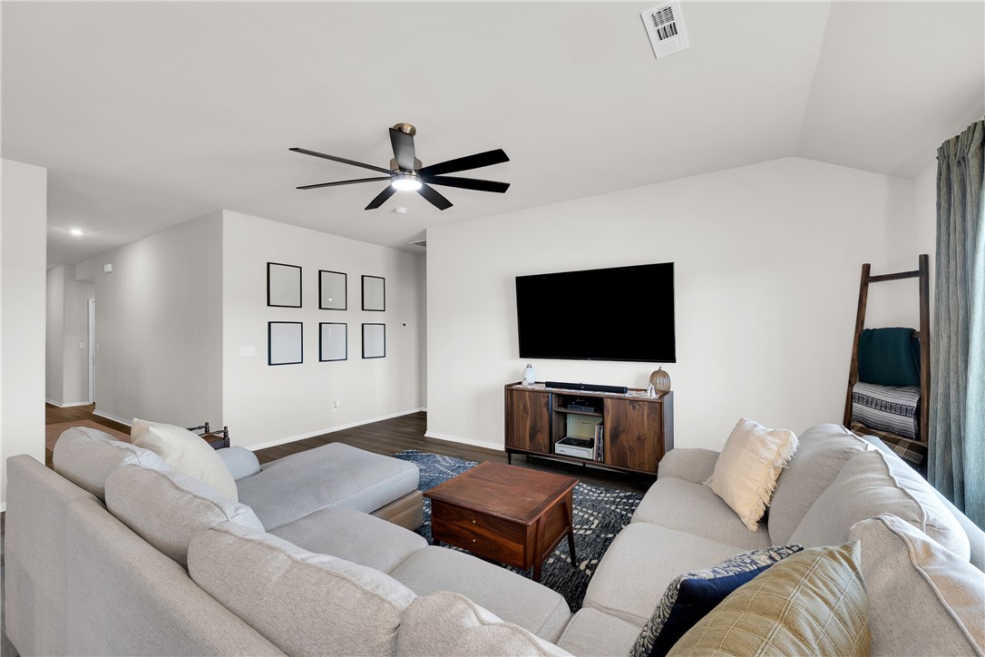 Walnut Hill-Ph III - Residential