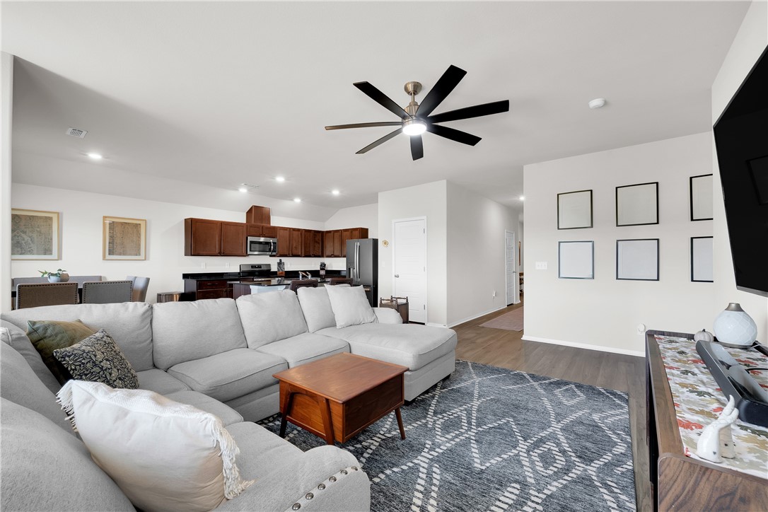 Walnut Hill-Ph III - Residential