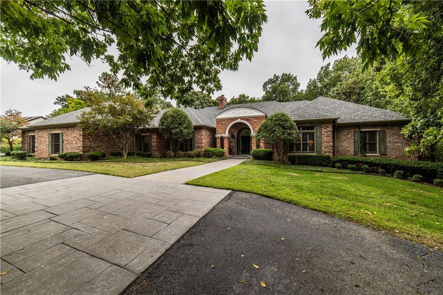 309 Lake Road is a truly exceptional traditional custom home on an amazing 3.89AC tree filled
lot overlooking Lake Fayetteville Park offering winter views of Lake Fayetteville with easy access
to the greenway trail system. This home has 4 bedrooms and 3.5 baths, traditional details
throughout central vac, heated pool, conveniently located in south Springdale east of the
Springdale Country Club.