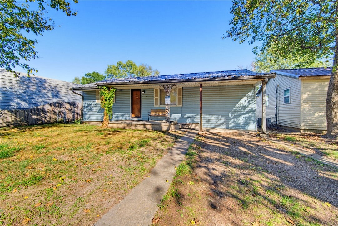 316 N Little Avenue