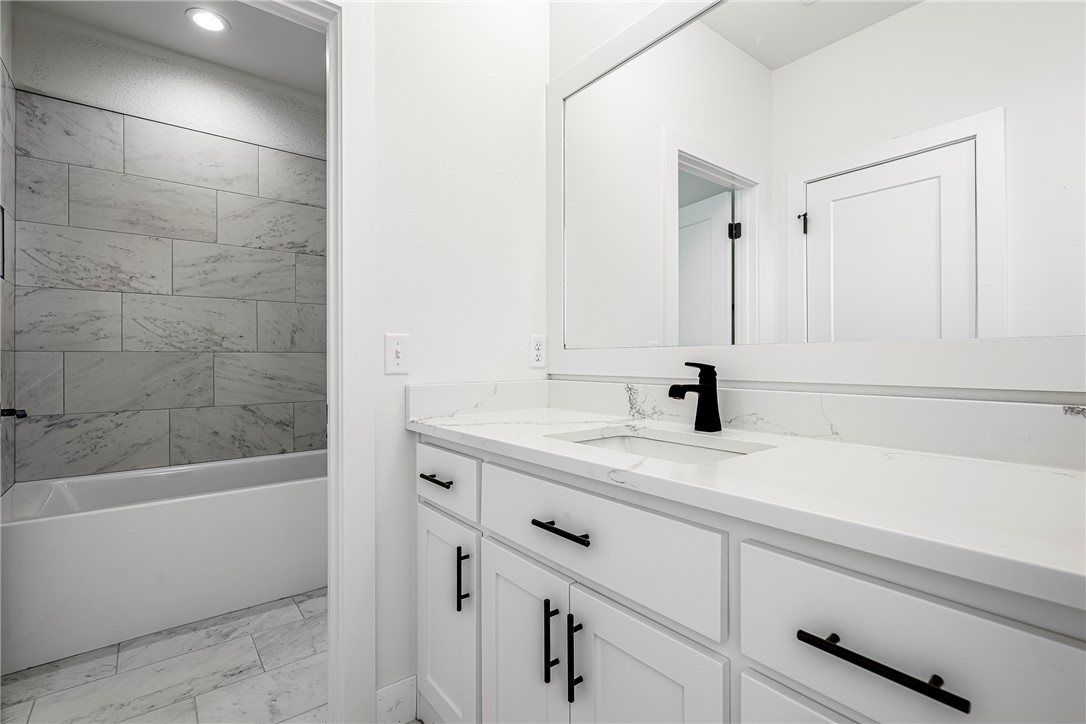 Aurora - Residential