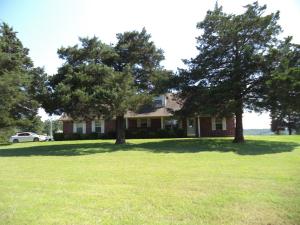 Beautiful custom decorated home featuring 3 bedrooms, 2.5 baths, laminate, tile and carpet floors, Free standing propane gas stove. All appliances convey with home. 2 car garage, Covered front porch, covered deck on the back.
