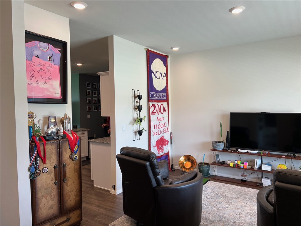 Crystal Spgs Village Ph 2 - Residential Lease