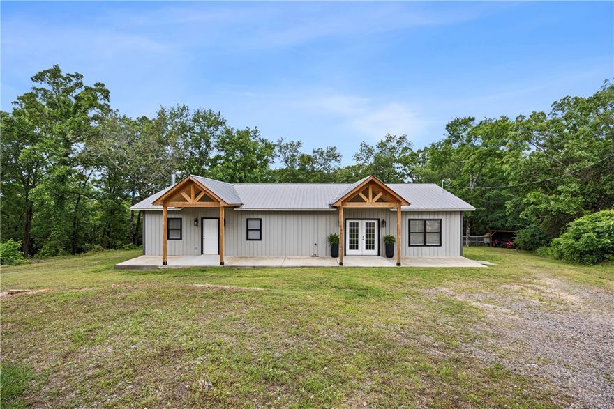 Incredible Barndominium on 32.36± Acres — London, AR

This newer build barndo offers the perfect blend of comfort and functionality, nestled on 32.36 acres of prime countryside. Step inside to find a spacious open-concept living room and kitchen, ideal for entertaining. The oversized master suite features a brand-new master bath, walk-in closet, and plenty of room to unwind. With 3 bedrooms, 3.5 baths, and a dedicated workshop space, this property checks all the boxes.

Outdoors, enjoy a private pond and acres of wildlife-rich land — truly a hunter’s and outdoor enthusiast’s paradise. All in a awesome rural setting, yet just minutes from Piney Bay Park and boat ramp for quick access to Lake Dardanelle.

Don’t miss this rare opportunity to live, hunt, and relax all in one incredible property!